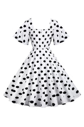 Polka Dots Weißes Vintage-Kleid mit kurzen Ärmeln